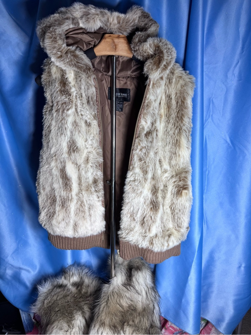 Faux Fur Hooded Vest - Taupe/Cream with matching Leg Warmers